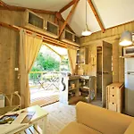 Insolite En Dordogne Vakantiepark *