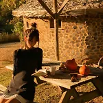 Vakantiepark Insolite En Dordogne Saint-Amand-de-Coly