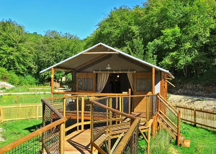 Insolite En Dordogne Saint-Amand-de-Coly