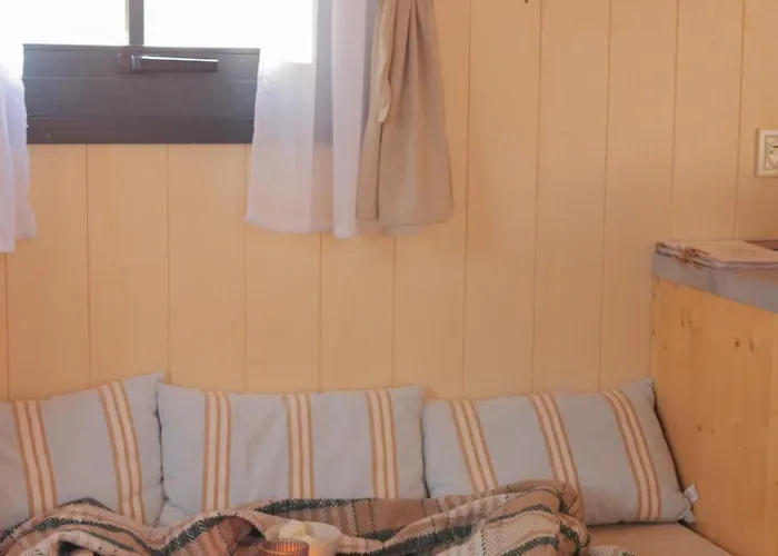 Vakantiepark Insolite En Dordogne Saint-Amand-de-Coly