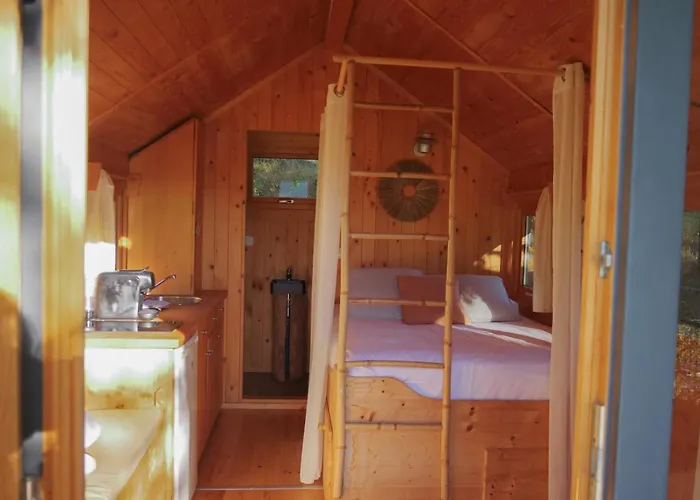 Vakantiepark Insolite En Dordogne *