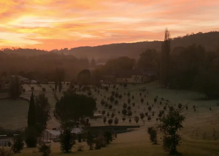 Vakantiepark Insolite En Dordogne Saint-Amand-de-Coly